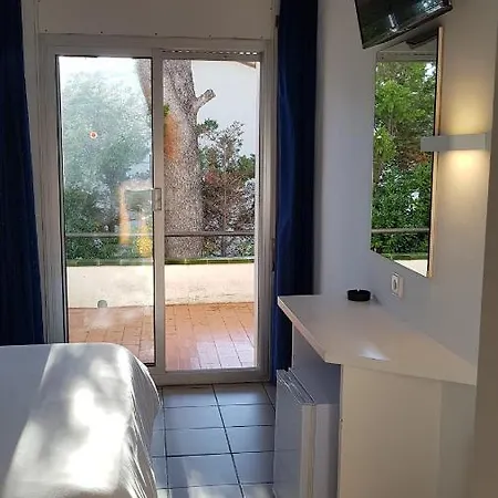 S'aguarda Cadaqués