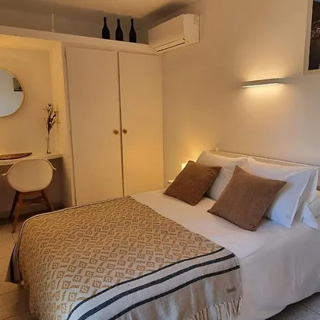 S'aguarda Hotel Cadaques
