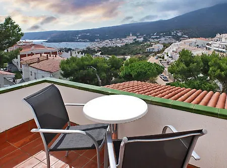 S'aguarda Hotel Cadaques